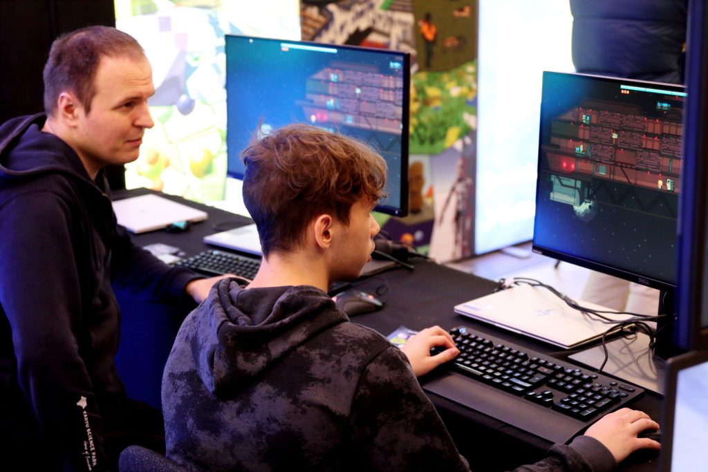 TipiLAN 2025 - Blastronaut